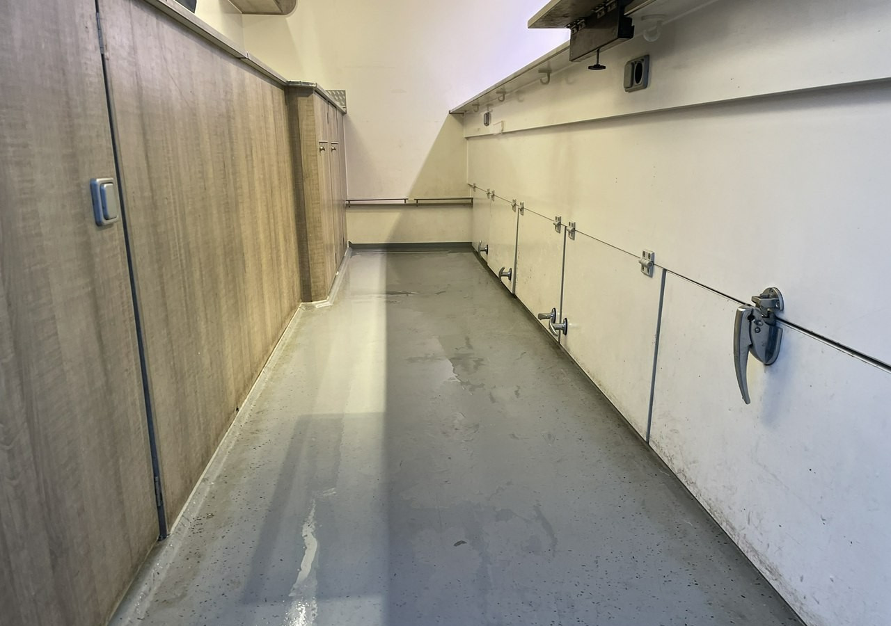 شاحنة بيع الطعام Fiat Ducato Autosklep wędlin Ryb Gastronomiczny Food Truck Foodtruck 116tkm 201: صورة 11 شاحنة بيع الطعام Fiat Ducato Autosklep wędlin Ryb Gastronomiczny Food Truck Foodtruck 116tkm 201: صورة 11