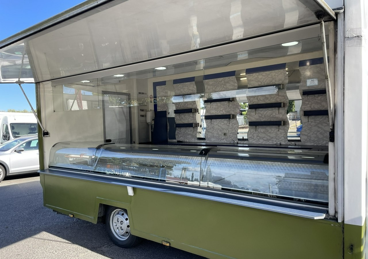 Fiat Ducato Autosklep wędlin Ryb Gastronomiczny Food Truck Foodtruck Sklep 2006 - شاحنة بيع الطعام: صورة 2 Fiat Ducato Autosklep wędlin Ryb Gastronomiczny Food Truck Foodtruck Sklep 2006 - شاحنة بيع الطعام: صورة 2