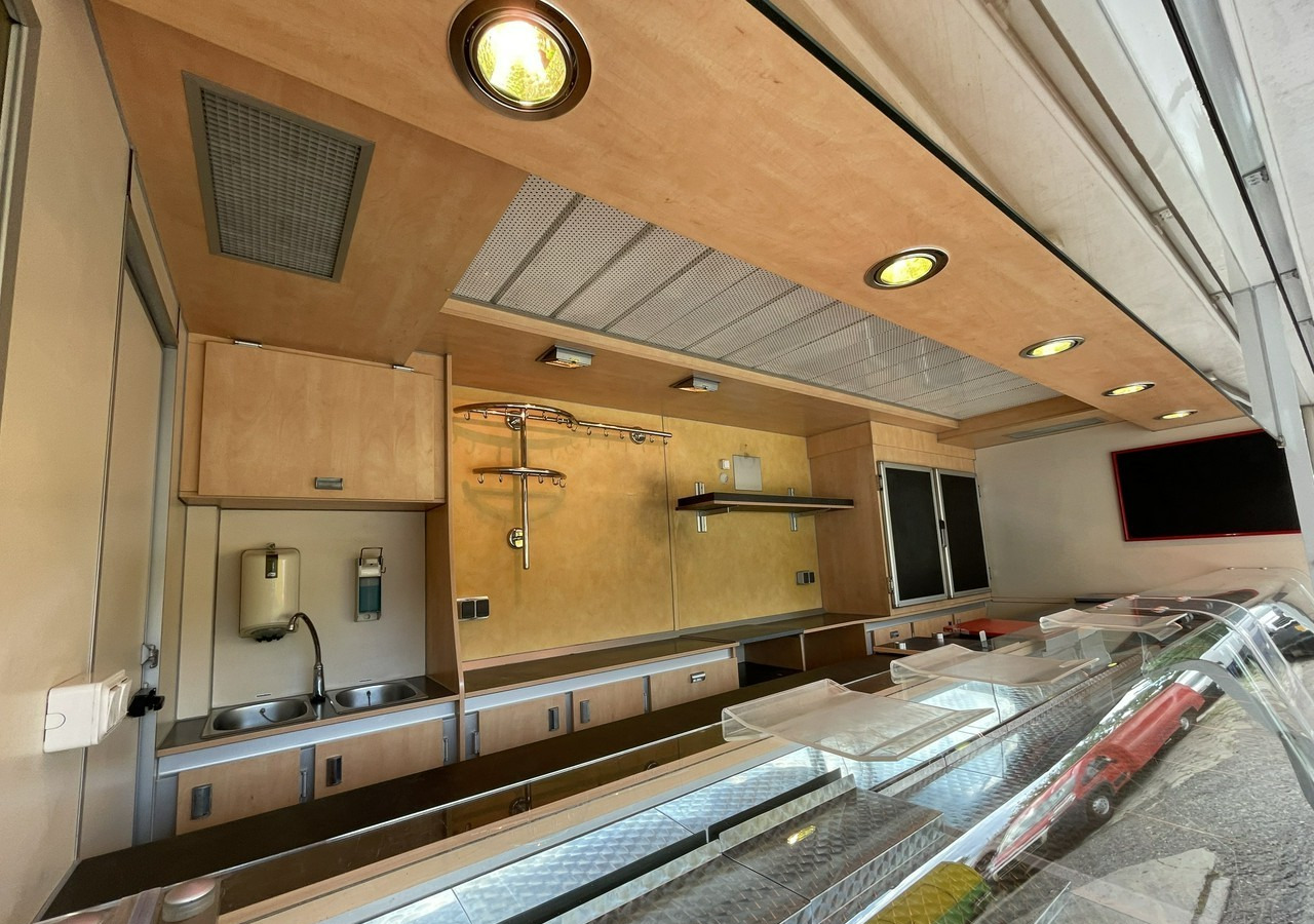 Fiat Ducato Ducat Autosklep wędlin Gastronomiczny Food Truck Foodtruck SklepBORC - شاحنة بيع الطعام: صورة 5 Fiat Ducato Ducat Autosklep wędlin Gastronomiczny Food Truck Foodtruck SklepBORC - شاحنة بيع الطعام: صورة 5