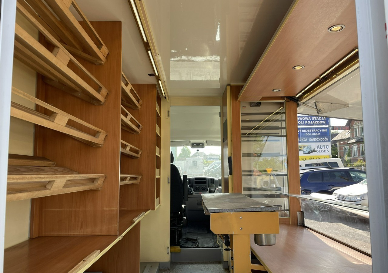 Fiat Ducato Ducato Autosklep pieczy Gastronomiczny Food Truck Foodtruck sklep 20 - شاحنة بيع الطعام: صورة 2 Fiat Ducato Ducato Autosklep pieczy Gastronomiczny Food Truck Foodtruck sklep 20 - شاحنة بيع الطعام: صورة 2