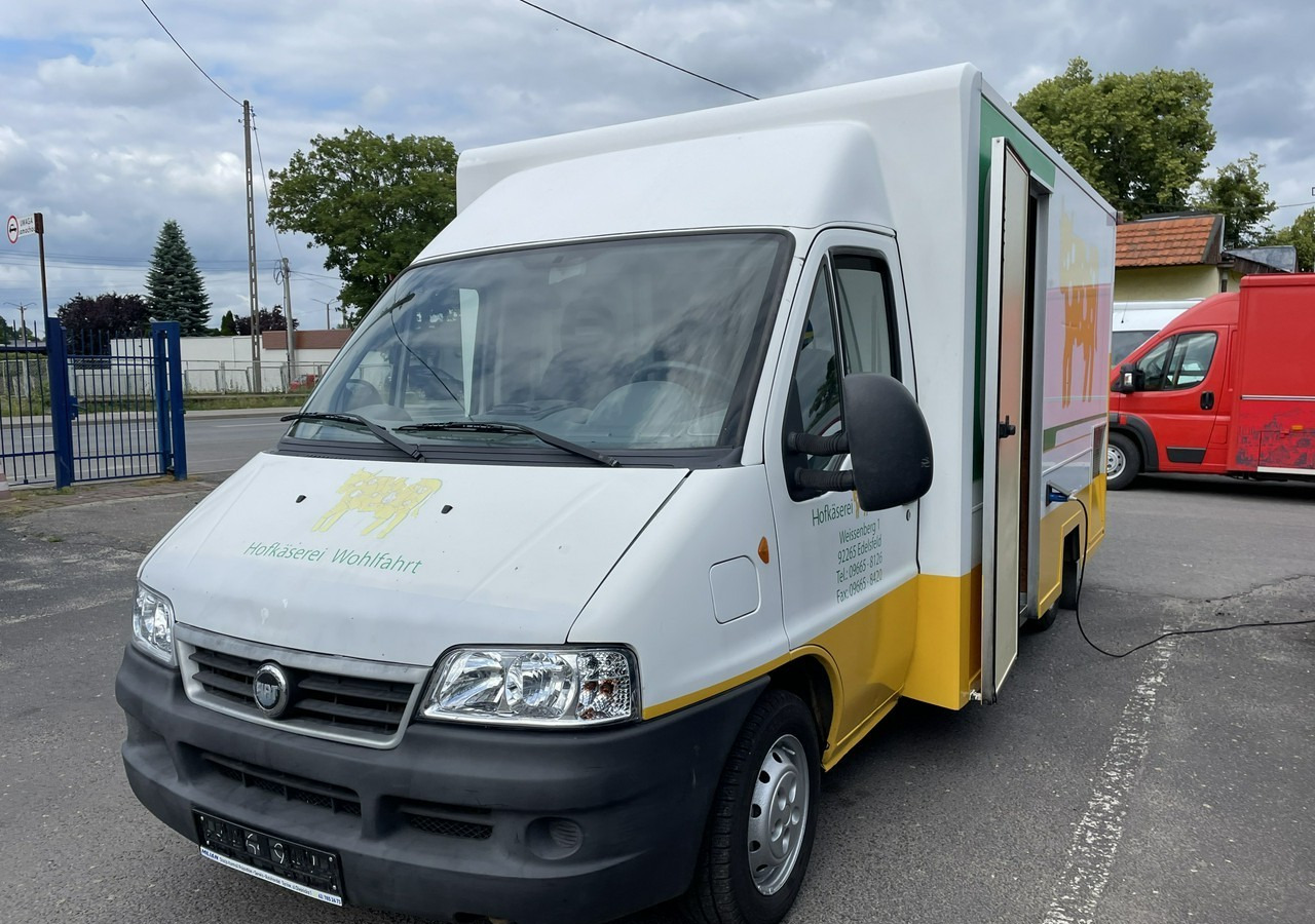 Fiat Ducato Ducato Autosklep wędlin Gastronomiczny Food Truck Foodtruck Sklep200 - شاحنة بيع الطعام: صورة 2 Fiat Ducato Ducato Autosklep wędlin Gastronomiczny Food Truck Foodtruck Sklep200 - شاحنة بيع الطعام: صورة 2