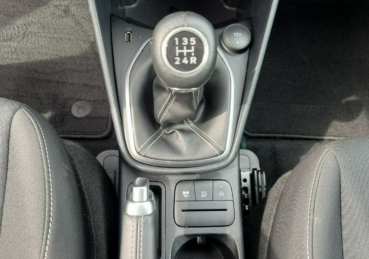 هاتشباك Ford Fiesta IX LIFT 1.1 Benzyna 75KM Klima Carplay Pakiet Winter Cool&Connect 2021: صورة 20