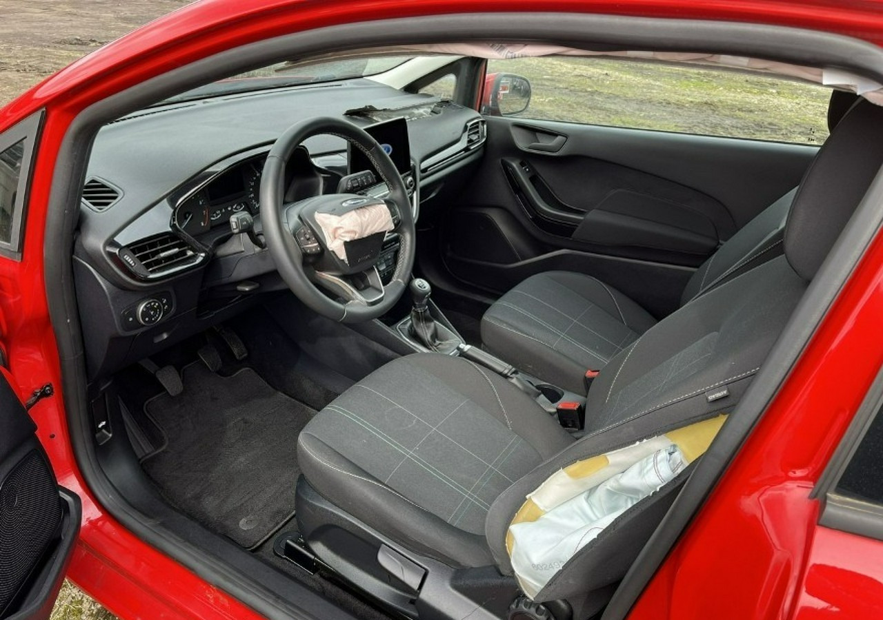 هاتشباك Ford Fiesta IX LIFT 1.1 Benzyna 75KM Klima Carplay Pakiet Winter Cool&Connect 2021: صورة 6