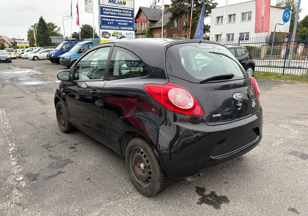 Ford KA II Ford KA 1,3 tdci 75KM 2012 - هاتشباك: صورة 4 Ford KA II Ford KA 1,3 tdci 75KM 2012 - هاتشباك: صورة 4