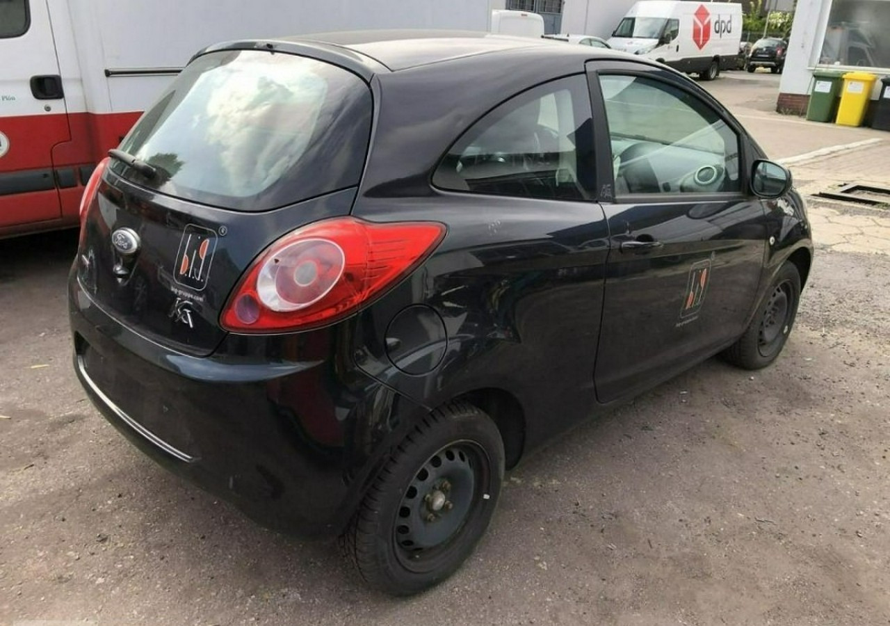 Ford KA II Ford KA 1,3 tdci 75KM 2012 - هاتشباك: صورة 5 Ford KA II Ford KA 1,3 tdci 75KM 2012 - هاتشباك: صورة 5