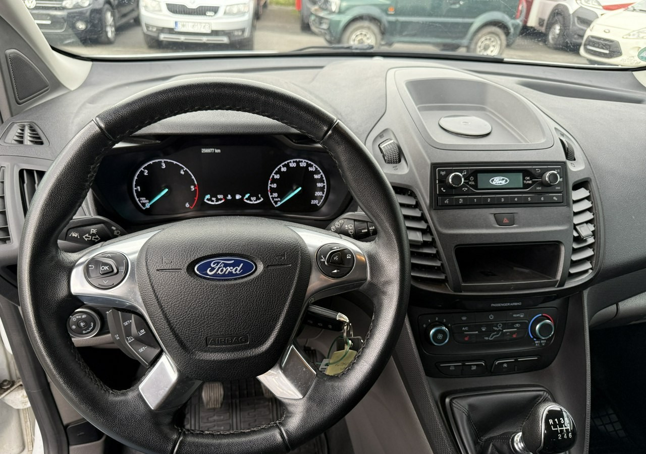 Ford Tourneo Connect II Connect dla niepełnosprawnych Rampa Inwalida PFRON Model 2021 - سيارة ستيشن: صورة 4 Ford Tourneo Connect II Connect dla niepełnosprawnych Rampa Inwalida PFRON Model 2021 - سيارة ستيشن: صورة 4