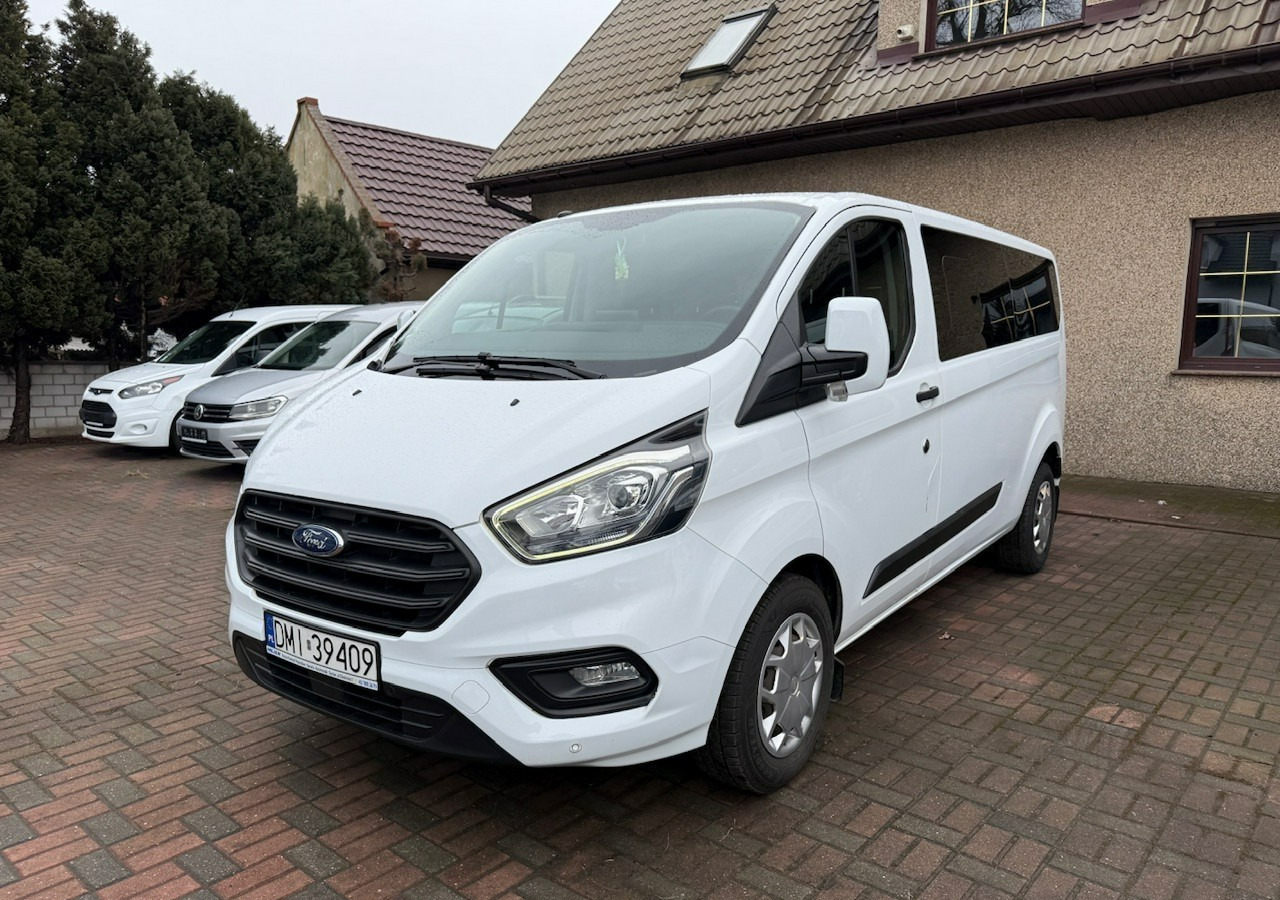 Ford Transit Custom Custom do przewozu Niepełnosprawnych inwalida rampa Model 2021 PFRO - ميكروباص: صورة 3 Ford Transit Custom Custom do przewozu Niepełnosprawnych inwalida rampa Model 2021 PFRO - ميكروباص: صورة 3