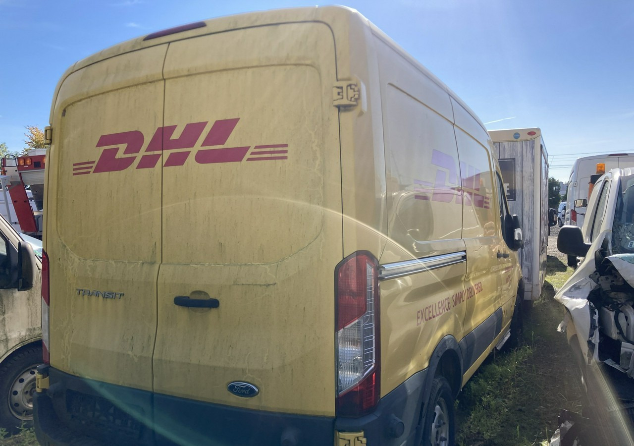 Ford Transit Transit 2.2 Klima 2016 - فان: صورة 4 Ford Transit Transit 2.2 Klima 2016 - فان: صورة 4