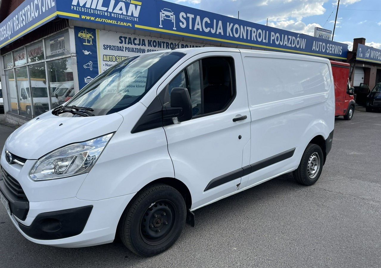 Ford Transit Transit Custom Transit Custom 2.0 Klima 153tkm Model 2018 - فان: صورة 3 Ford Transit Transit Custom Transit Custom 2.0 Klima 153tkm Model 2018 - فان: صورة 3