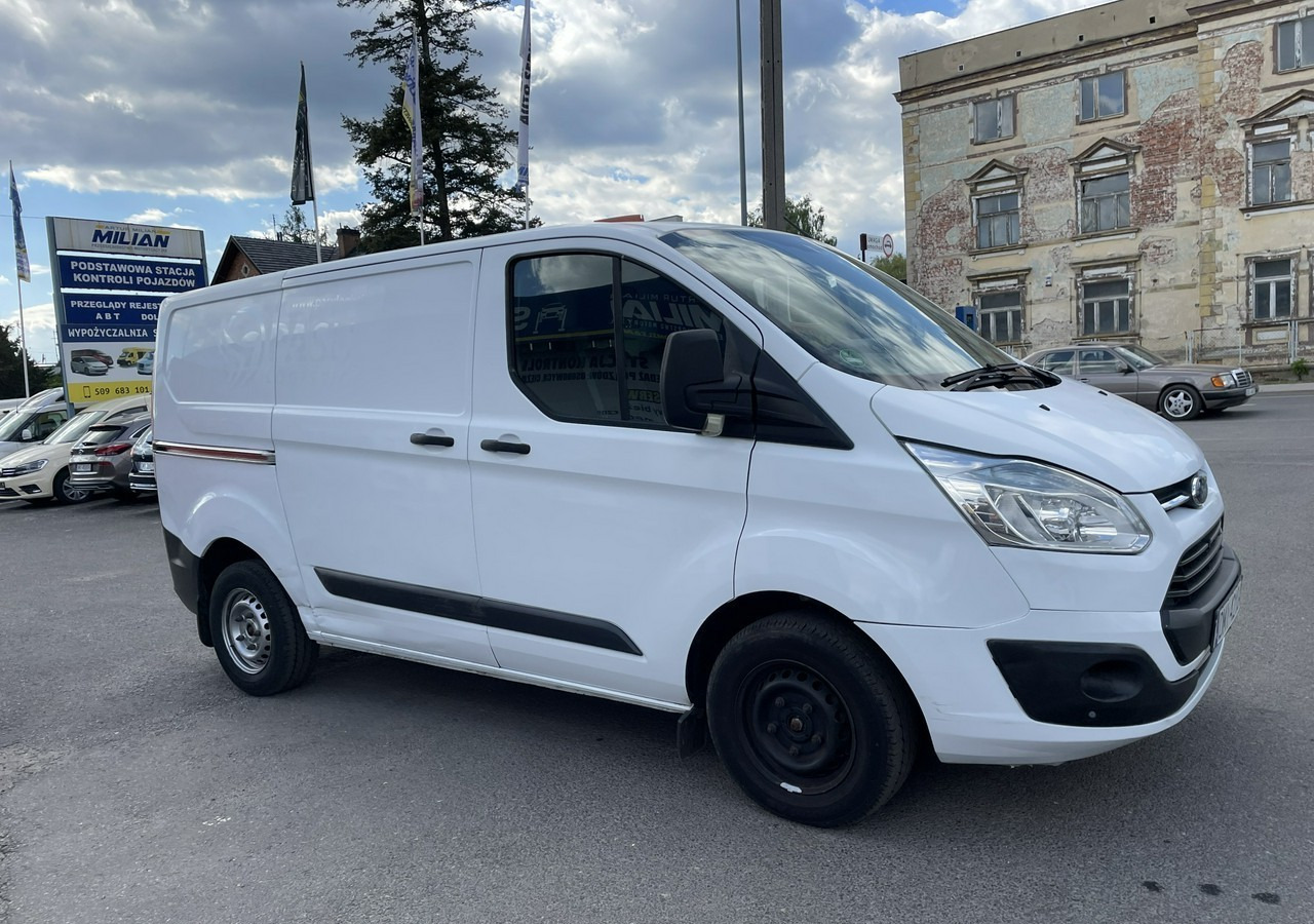 Ford Transit Transit Custom Transit Custom 2.0 Klima 153tkm Model 2018 - فان: صورة 1 Ford Transit Transit Custom Transit Custom 2.0 Klima 153tkm Model 2018 - فان: صورة 1