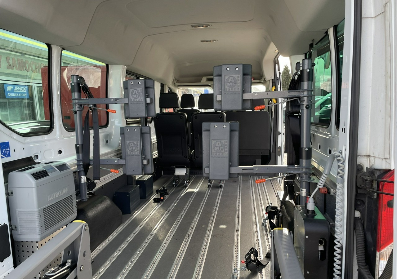 Ford Transit VIII Transit do przewozu Niepełnosprawnych 2 Wózki inwalida rampa 2017 - سيارة: صورة 5 Ford Transit VIII Transit do przewozu Niepełnosprawnych 2 Wózki inwalida rampa 2017 - سيارة: صورة 5