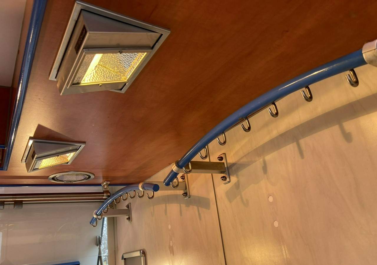 مقطورة بيع ( الأغذية) Inna Inny Autosklep wędlin Gastronomiczna food truck foodtruck sklep bar 2000: صورة 6 مقطورة بيع ( الأغذية) Inna Inny Autosklep wędlin Gastronomiczna food truck foodtruck sklep bar 2000: صورة 6