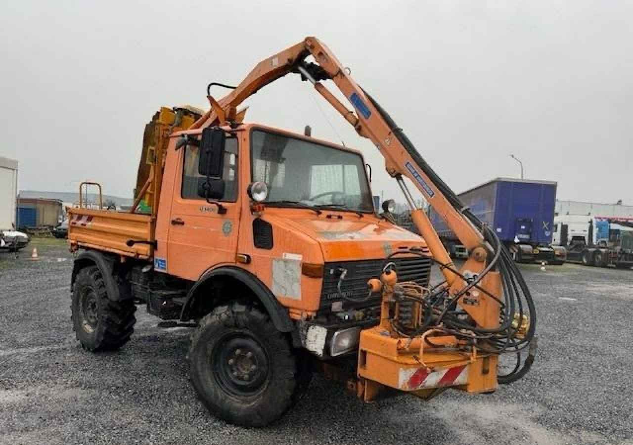 Inna Inny Unimog 1400 4X4 Kosiarka bijakowa teleskopowa - آلية المنفعة/ مركبة خاصة: صورة 1 Inna Inny Unimog 1400 4X4 Kosiarka bijakowa teleskopowa - آلية المنفعة/ مركبة خاصة: صورة 1