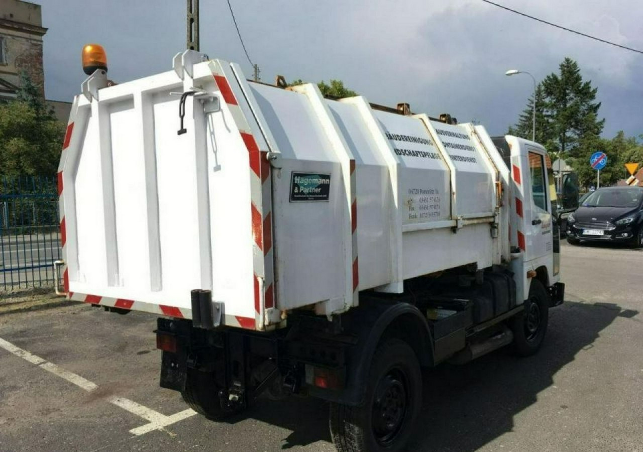 Inna Inny Unimog UX100 Śmieciarka wywrotka prasa - شاحنة النفايات: صورة 2 Inna Inny Unimog UX100 Śmieciarka wywrotka prasa - شاحنة النفايات: صورة 2