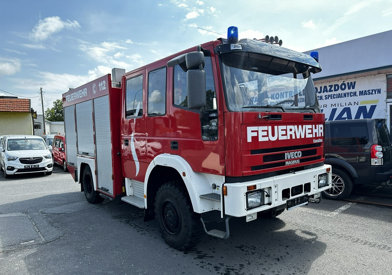 Iveco Inny Iveco Iveco Magirus FF95E Straż Pożarna Gaśnicza 4X4 Metz 96 jak Nowa - سيارة إطفاء: صورة 2 Iveco Inny Iveco Iveco Magirus FF95E Straż Pożarna Gaśnicza 4X4 Metz 96 jak Nowa - سيارة إطفاء: صورة 2