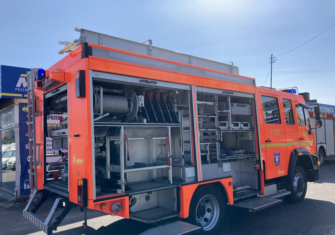 MAN MAN 15,250 Straż pożarna gaśnicza 9-osobowa 4X4 Wóz strażacki MAN 15,250 Straż pożarna gaśnicza 9-osobowa 4X4 Wóz strażacki - سيارة إطفاء: صورة 1 MAN MAN 15,250 Straż pożarna gaśnicza 9-osobowa 4X4 Wóz strażacki MAN 15,250 Straż pożarna gaśnicza 9-osobowa 4X4 Wóz strażacki - سيارة إطفاء: صورة 1
