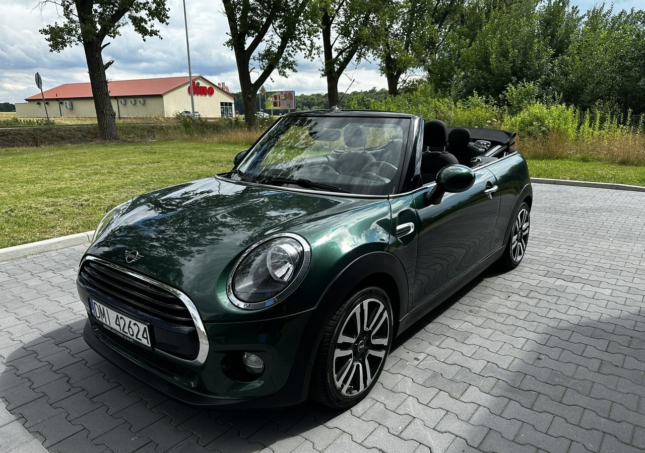MINI Cabrio II Mini Cabrio Bogata wersja 38tkm Model 2019 - سيارة: صورة 5 MINI Cabrio II Mini Cabrio Bogata wersja 38tkm Model 2019 - سيارة: صورة 5