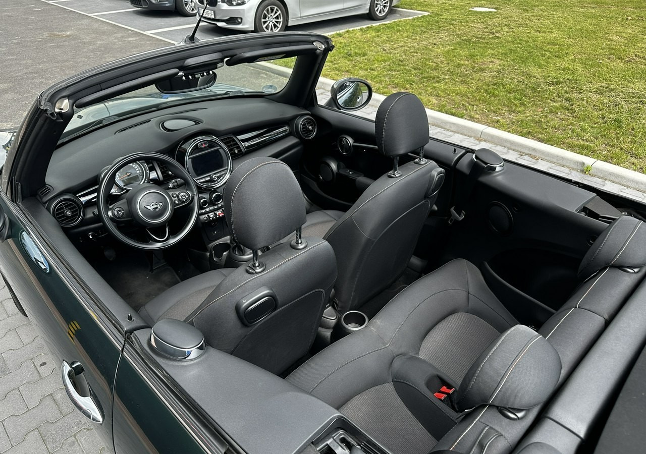 MINI Cabrio II Mini Cabrio Bogata wersja 38tkm Model 2019 - سيارة: صورة 3 MINI Cabrio II Mini Cabrio Bogata wersja 38tkm Model 2019 - سيارة: صورة 3