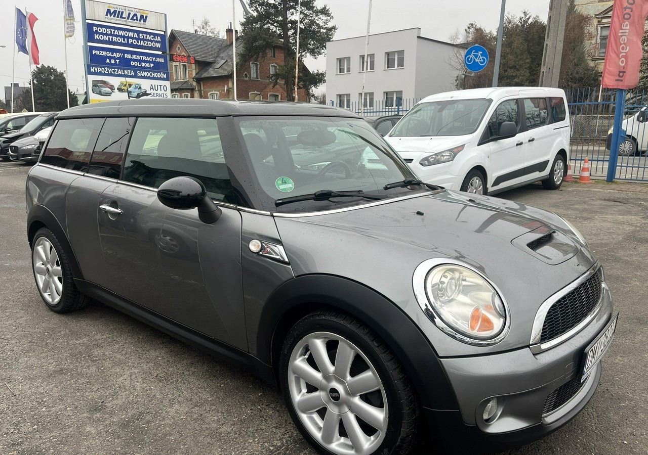 MINI Clubman I Mini 1,6-174KM Clubman S Bogate wyposażenie 95706 km 2009 - سيارة: صورة 1 MINI Clubman I Mini 1,6-174KM Clubman S Bogate wyposażenie 95706 km 2009 - سيارة: صورة 1