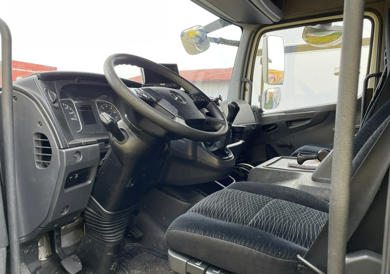 Mercedes-Benz Atego Atego 818 Pomoc Drogowa Euro 6 Autolaweta 2015 - شاحنة سحب: صورة 3 Mercedes-Benz Atego Atego 818 Pomoc Drogowa Euro 6 Autolaweta 2015 - شاحنة سحب: صورة 3