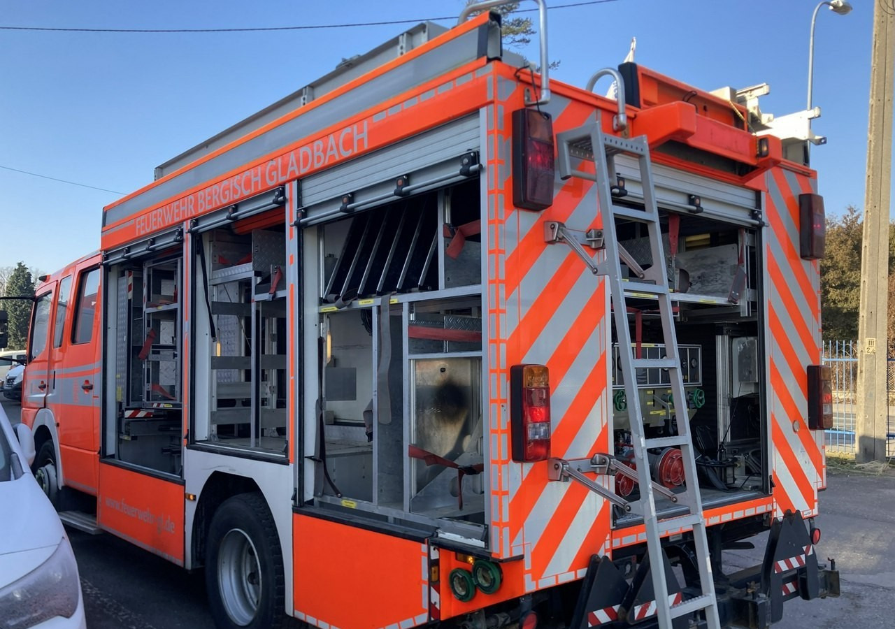 Mercedes-Benz Atego Atego15-280 Straż Pożarna Gaśnicza Ziegler 2020L wody 210L piany 20 - سيارة إطفاء: صورة 1 Mercedes-Benz Atego Atego15-280 Straż Pożarna Gaśnicza Ziegler 2020L wody 210L piany 20 - سيارة إطفاء: صورة 1
