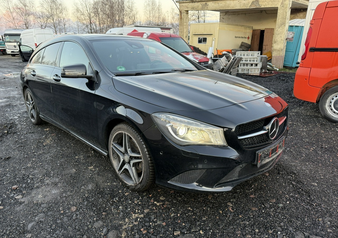 Mercedes-Benz Klasa CLA C117/X117 Mercedes-Benz Klasa CLA Mercedes CLA 250 4MATIC 2.0-210KM Bogate wyposażenie 2016 - سيارة: صورة 1 Mercedes-Benz Klasa CLA C117/X117 Mercedes-Benz Klasa CLA Mercedes CLA 250 4MATIC 2.0-210KM Bogate wyposażenie 2016 - سيارة: صورة 1