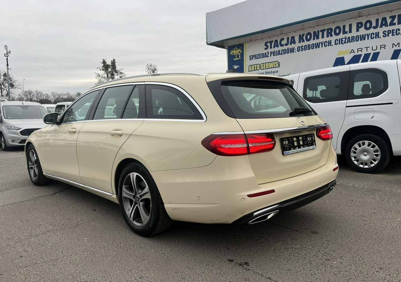 Mercedes-Benz Klasa E E220d T 9G-tronic 197KM Navi FullLed Kamera Asystent Model 2020 FV 2 - سيارة: صورة 3 Mercedes-Benz Klasa E E220d T 9G-tronic 197KM Navi FullLed Kamera Asystent Model 2020 FV 2 - سيارة: صورة 3