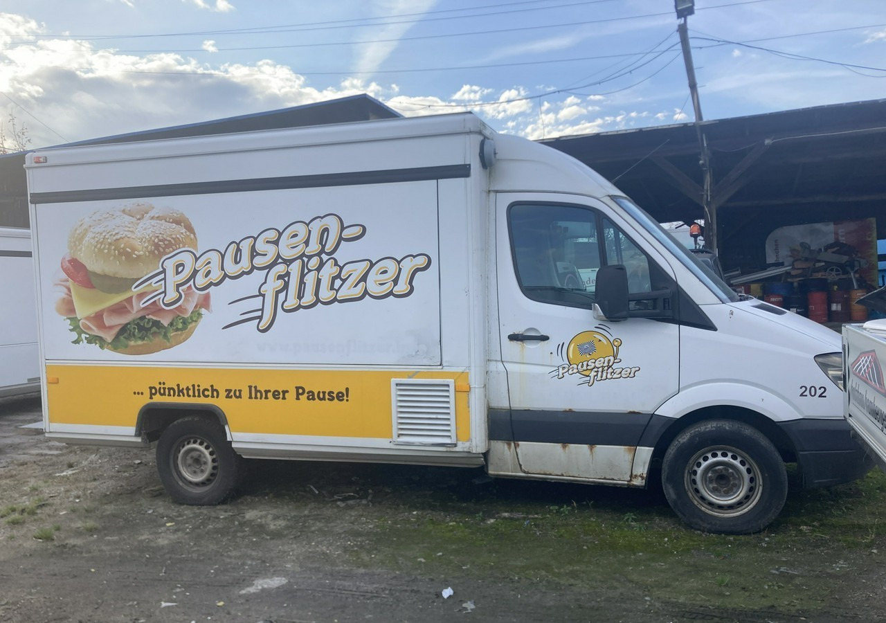 Mercedes-Benz Sprinter Autosklep Gastronomiczny Food Truck Foodtruck sklep bar 2009 Borco - شاحنة بيع الطعام: صورة 1 Mercedes-Benz Sprinter Autosklep Gastronomiczny Food Truck Foodtruck sklep bar 2009 Borco - شاحنة بيع الطعام: صورة 1