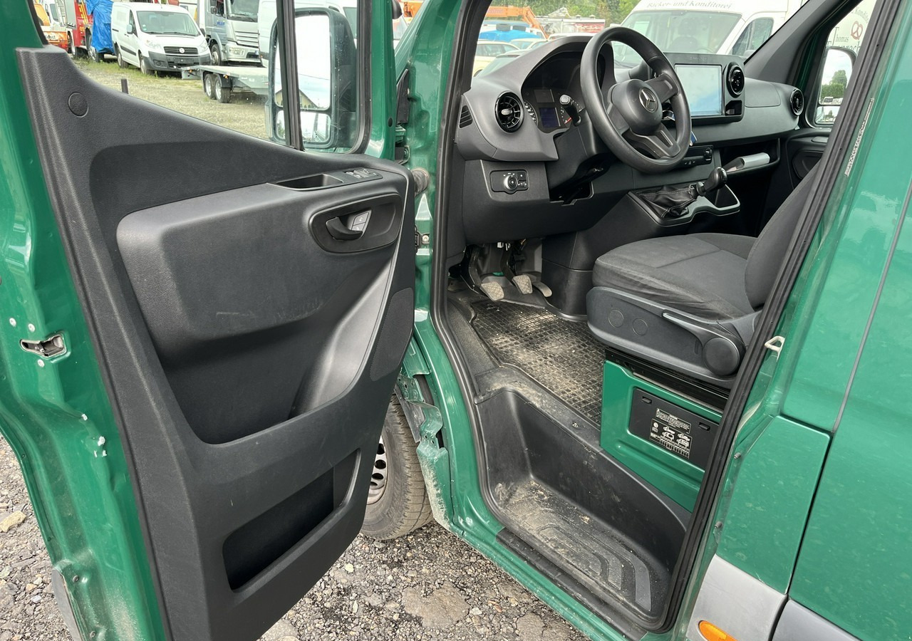 Mercedes-Benz Sprinter Sprinter 311 CDI Maxi Model 2020 - فان: صورة 4 Mercedes-Benz Sprinter Sprinter 311 CDI Maxi Model 2020 - فان: صورة 4