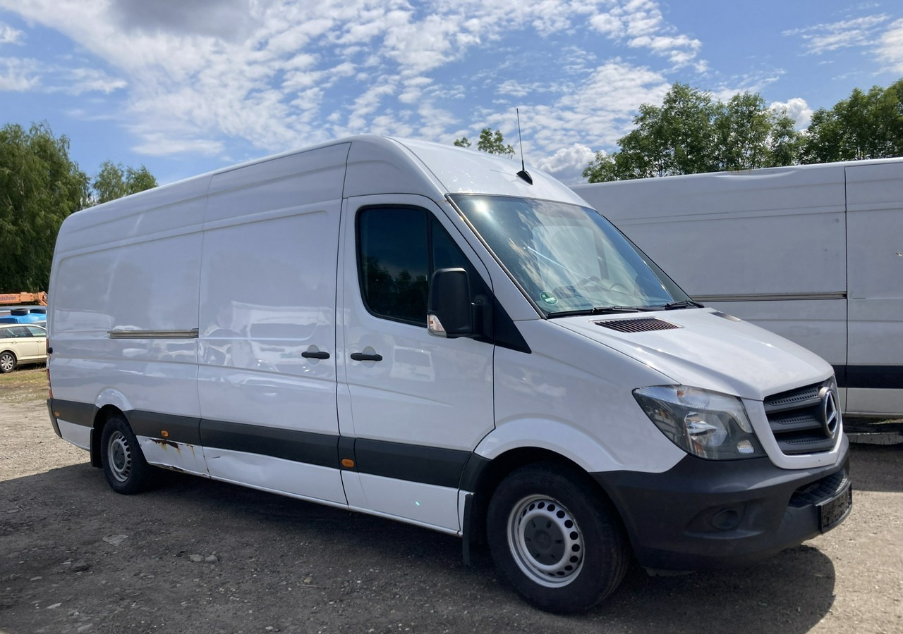 Mercedes-Benz Sprinter Sprinter 313CDI Max 2015 - فان: صورة 3 Mercedes-Benz Sprinter Sprinter 313CDI Max 2015 - فان: صورة 3