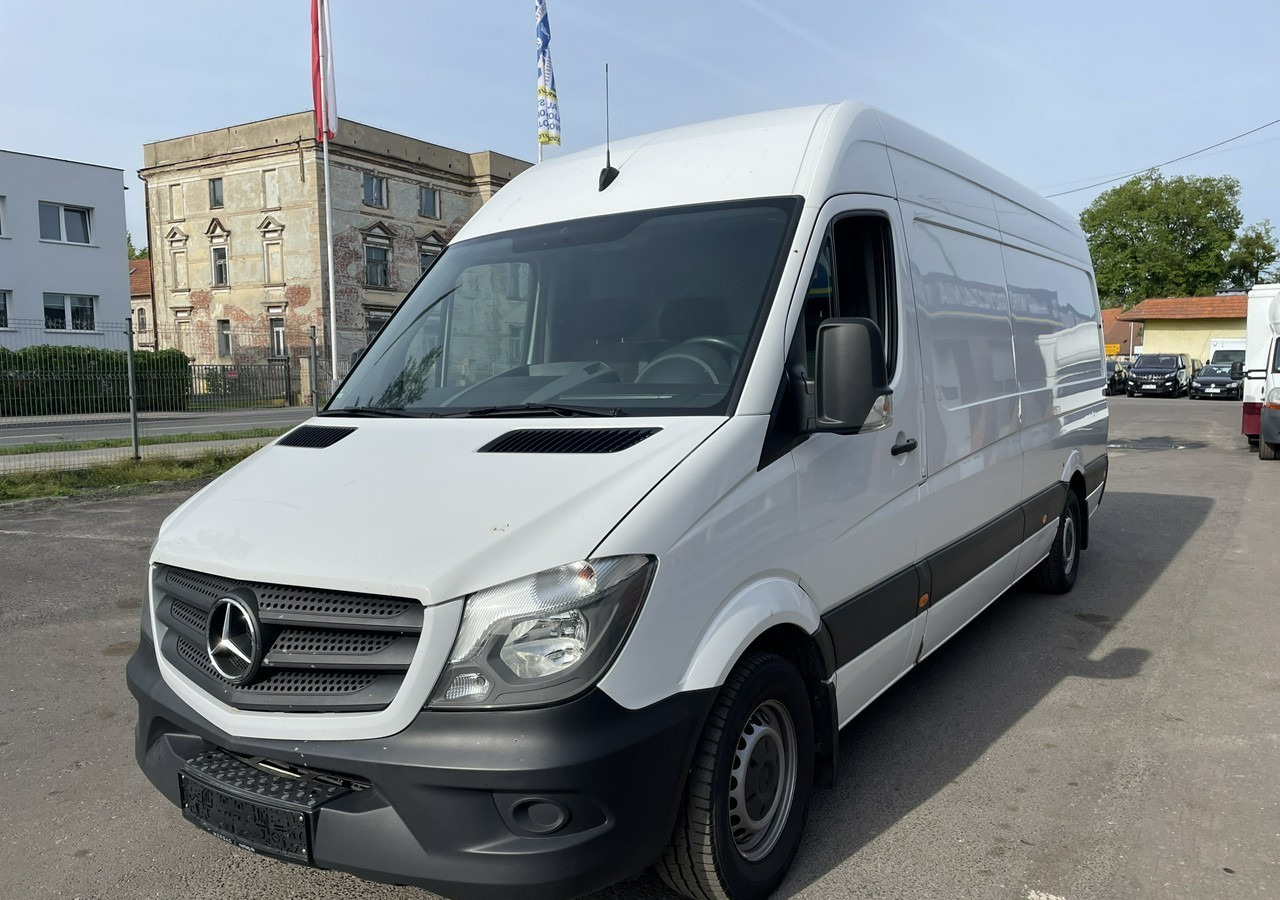 Mercedes-Benz Sprinter Sprinter 314 Maxi Model 2017 - فان: صورة 1 Mercedes-Benz Sprinter Sprinter 314 Maxi Model 2017 - فان: صورة 1