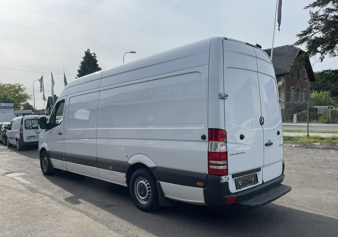 Mercedes-Benz Sprinter Sprinter 314 Maxi Model 2017 - فان: صورة 4 Mercedes-Benz Sprinter Sprinter 314 Maxi Model 2017 - فان: صورة 4