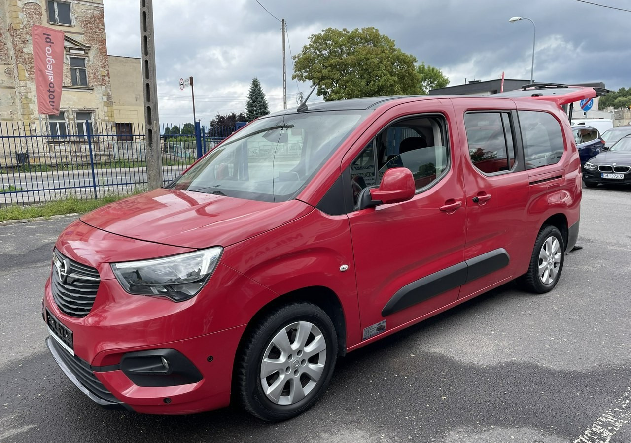 Opel Combo IV Combo Life Combo Life Maxi Niepełnosprawnych inwalida rampa PFRON Model - سيارة: صورة 2 Opel Combo IV Combo Life Combo Life Maxi Niepełnosprawnych inwalida rampa PFRON Model - سيارة: صورة 2
