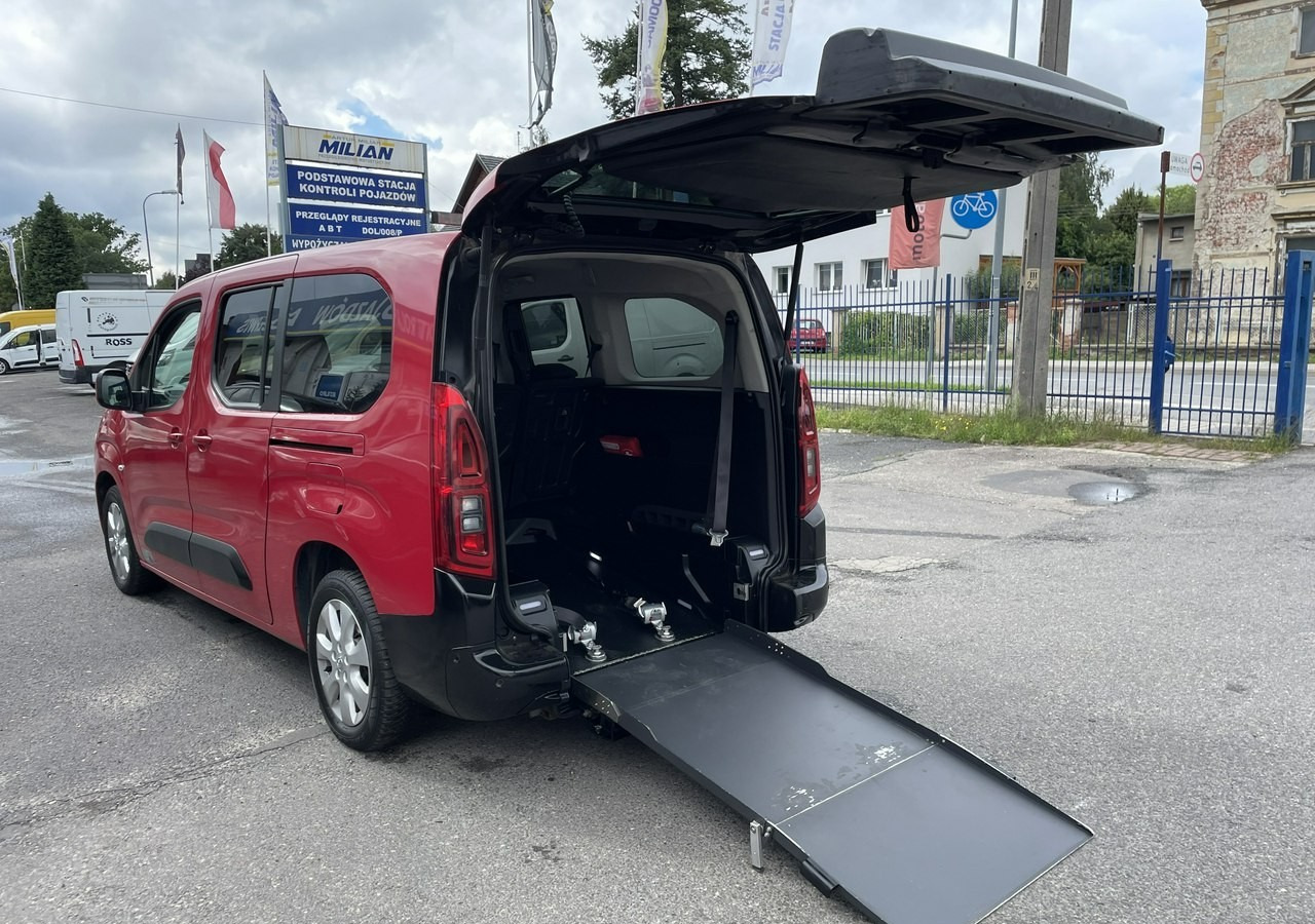 Opel Combo IV Combo Life Combo Life Maxi Niepełnosprawnych inwalida rampa PFRON Model - سيارة: صورة 1 Opel Combo IV Combo Life Combo Life Maxi Niepełnosprawnych inwalida rampa PFRON Model - سيارة: صورة 1