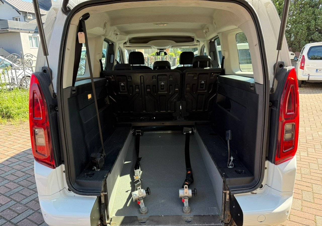 Opel Combo IV Combo Life Combo Life Maxi Niepełnosprawnych inwalida rampa PFRON Model - سيارة: صورة 2 Opel Combo IV Combo Life Combo Life Maxi Niepełnosprawnych inwalida rampa PFRON Model - سيارة: صورة 2