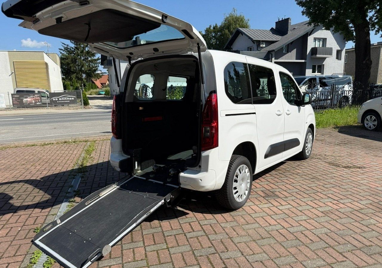Opel Combo IV Opel Combo Life Niepełnosprawnych inwalida Rampa 32105 km Model 2022 - سيارة: صورة 1 Opel Combo IV Opel Combo Life Niepełnosprawnych inwalida Rampa 32105 km Model 2022 - سيارة: صورة 1