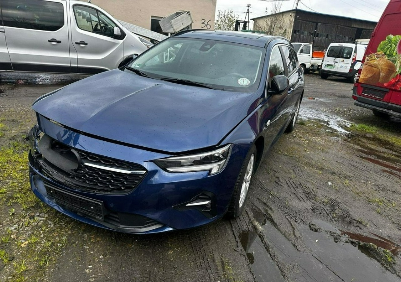 Opel Insignia II Country Tourer 1.5 CDTI 122KM Automat FullLed Panorama Klimatronik 2021 - سيارة: صورة 2 Opel Insignia II Country Tourer 1.5 CDTI 122KM Automat FullLed Panorama Klimatronik 2021 - سيارة: صورة 2