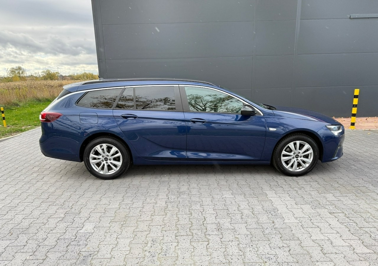 Opel Insignia II Country Tourer Sports Tourer 1.5CDTi 122KM Automat Navi Panorama Klima Model 2022 - سيارة ستيشن: صورة 3 Opel Insignia II Country Tourer Sports Tourer 1.5CDTi 122KM Automat Navi Panorama Klima Model 2022 - سيارة ستيشن: صورة 3