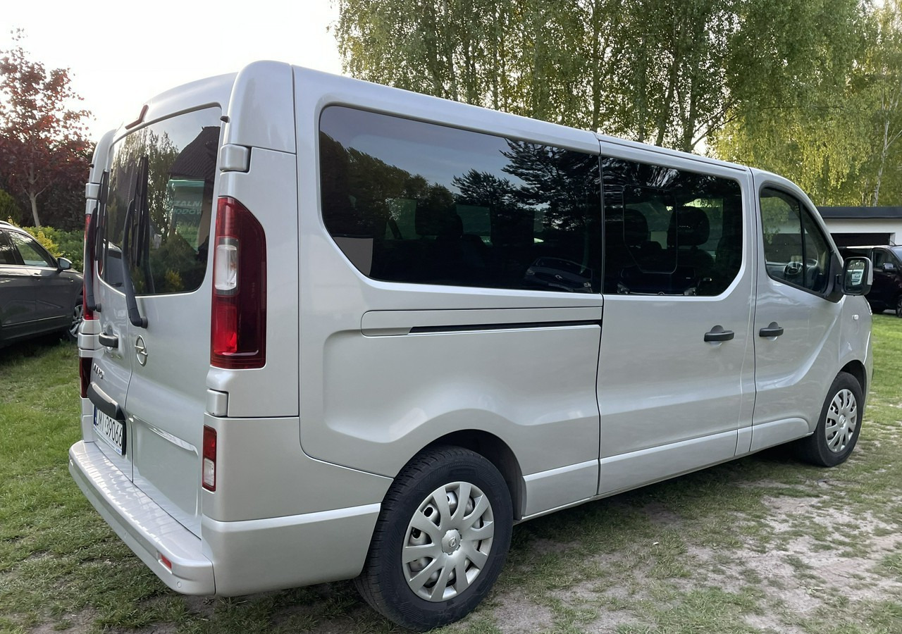 Opel Vivaro III Opel Vivaro 1.6-125KM Long 2x Klima Model 2019 - سيارة: صورة 5 Opel Vivaro III Opel Vivaro 1.6-125KM Long 2x Klima Model 2019 - سيارة: صورة 5