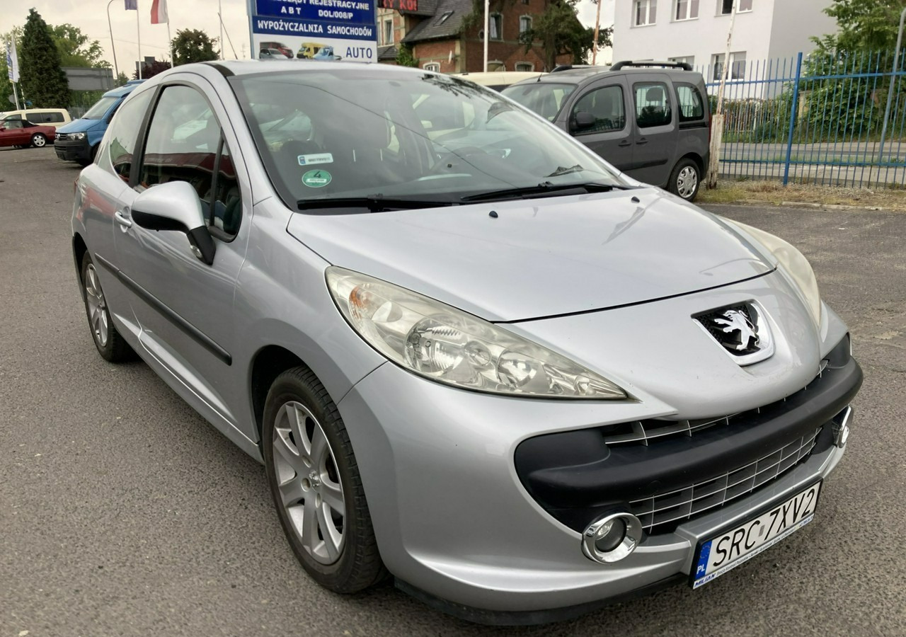 Peugeot 207 Peugeot 207 1.6HDI-16V Klima 2007 - هاتشباك: صورة 3 Peugeot 207 Peugeot 207 1.6HDI-16V Klima 2007 - هاتشباك: صورة 3