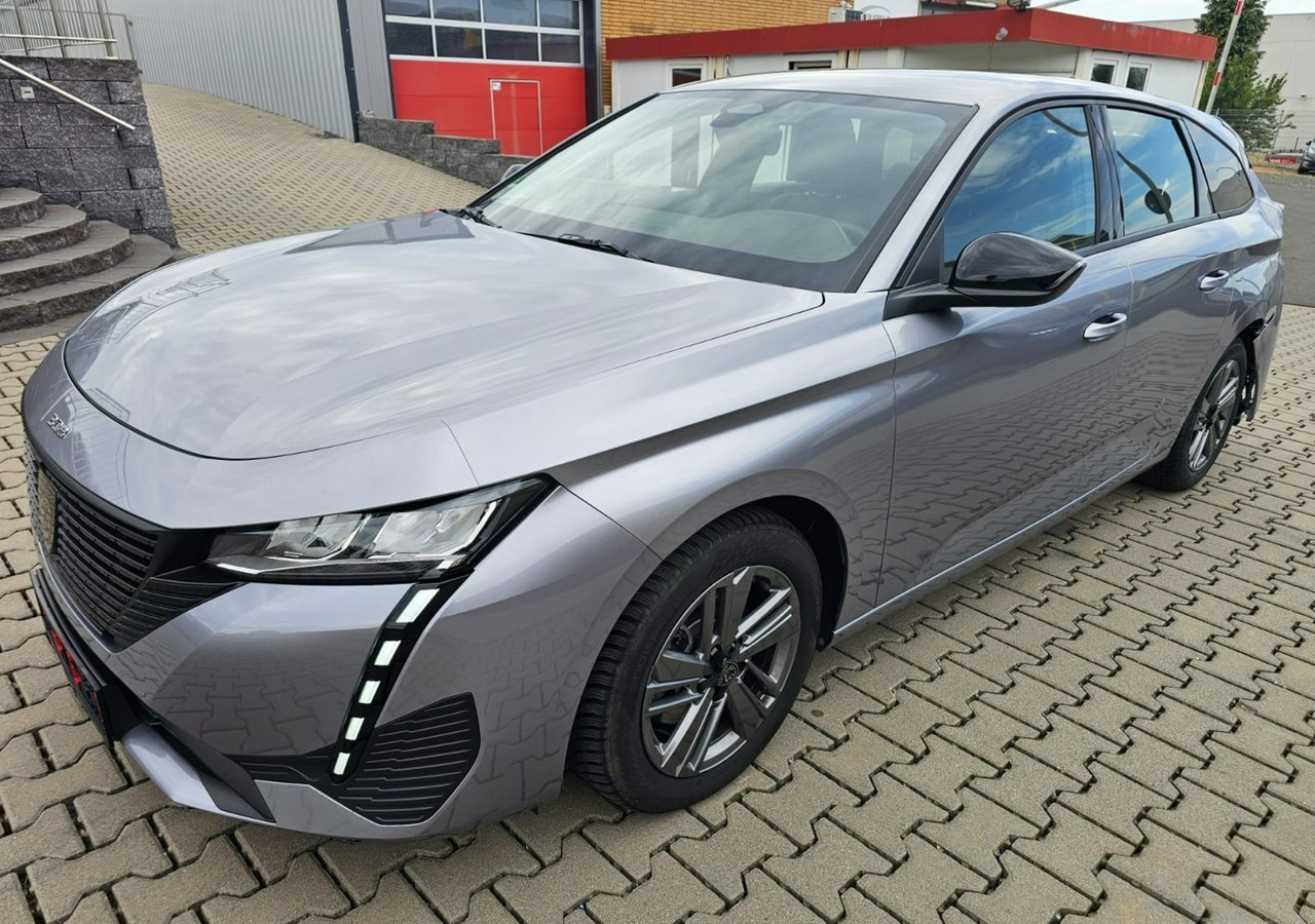 Peugeot 308 II Peugeot 308 Bogate wyposażenie Model 2025 - سيارة: صورة 2 Peugeot 308 II Peugeot 308 Bogate wyposażenie Model 2025 - سيارة: صورة 2