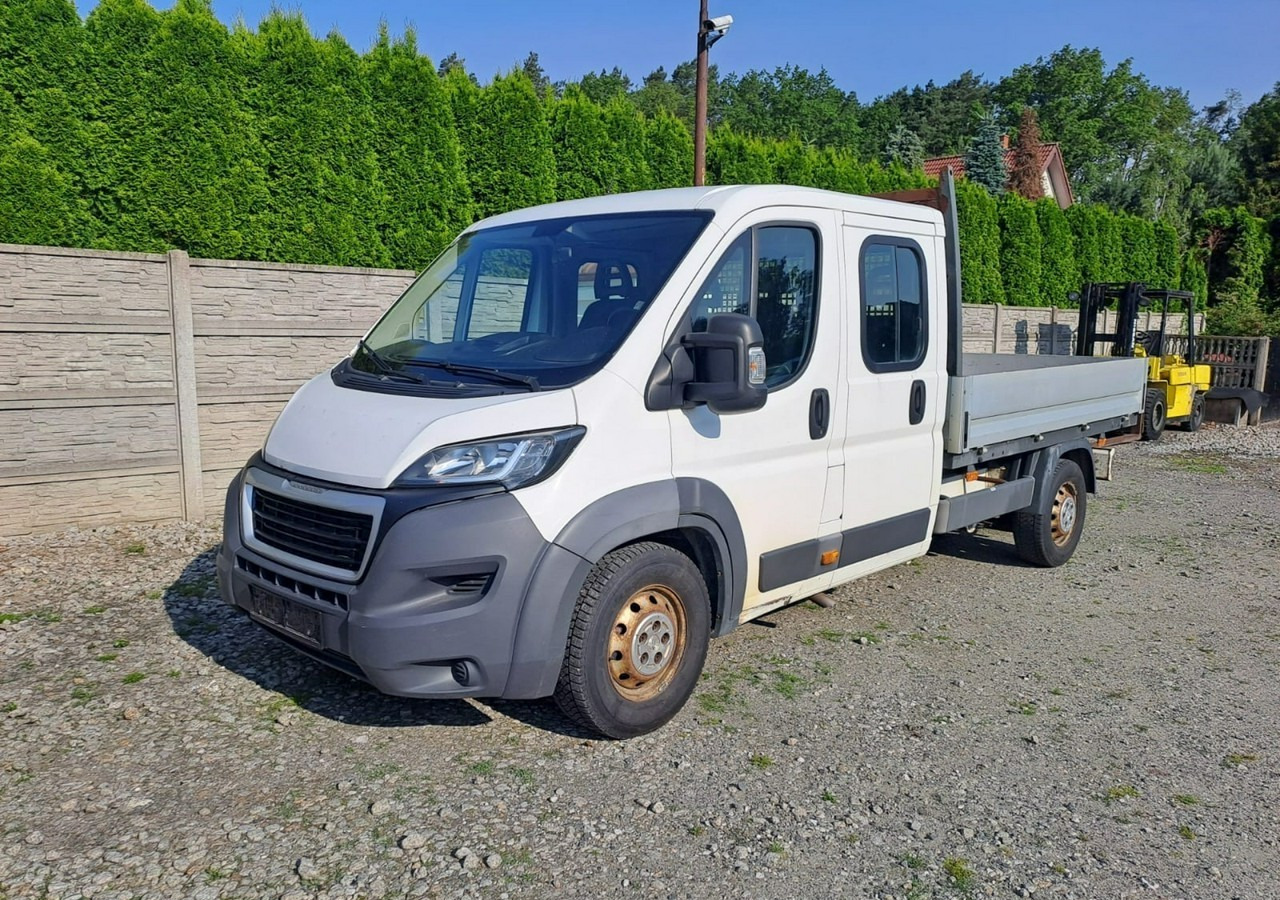 Peugeot Boxer Peugeot Boxer 2.0-130KM klima dokka Brygadówka doka 122tkm 2017 - شاحنة مفتوحة: صورة 3 Peugeot Boxer Peugeot Boxer 2.0-130KM klima dokka Brygadówka doka 122tkm 2017 - شاحنة مفتوحة: صورة 3