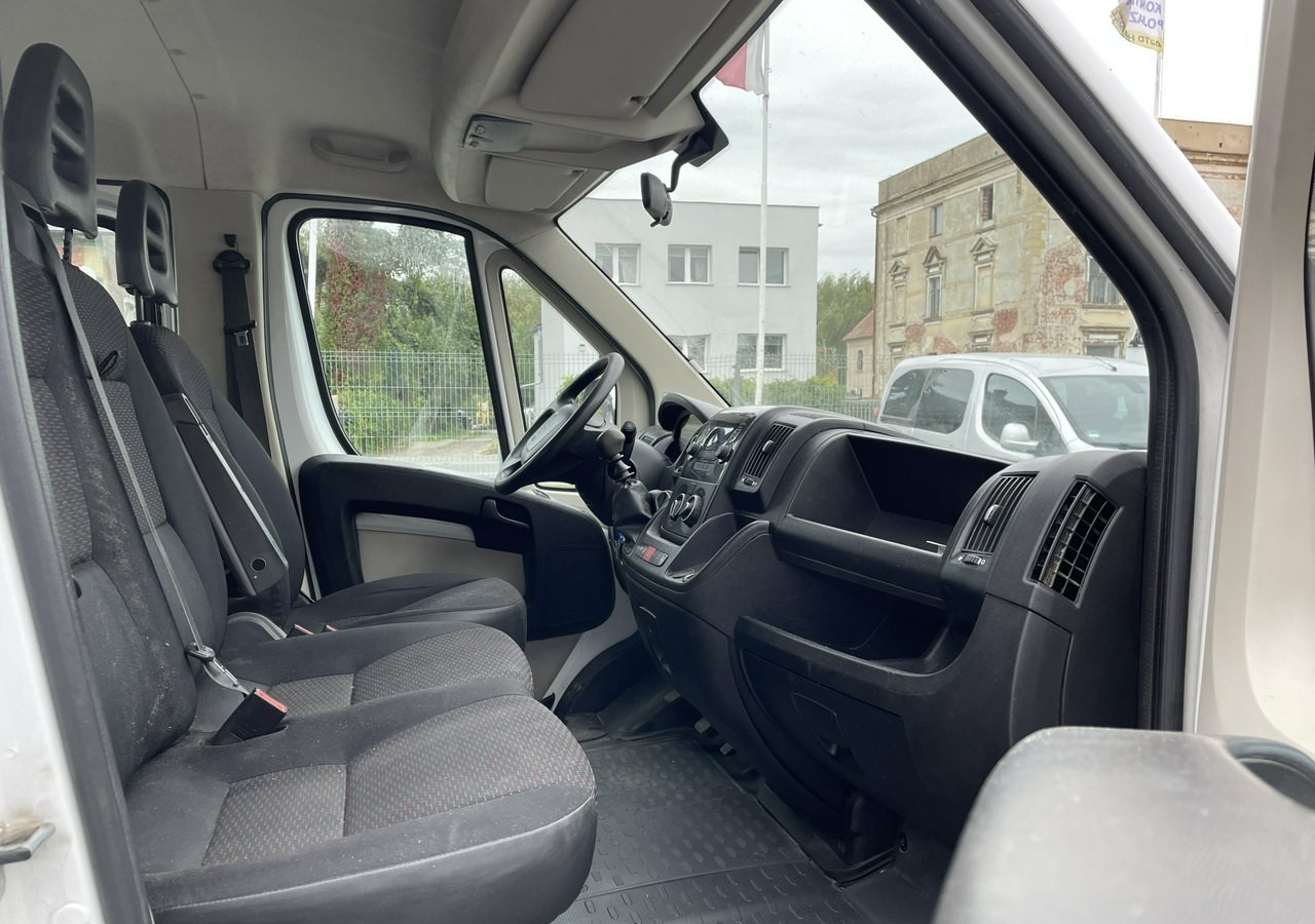 Peugeot Boxer Peugeot Boxer 2.0-130KM klima dokka Brygadówka doka 122tkm 2018 - شاحنة مفتوحة, الشاحنات الصغيرة كابينة مزدوجة: صورة 4 Peugeot Boxer Peugeot Boxer 2.0-130KM klima dokka Brygadówka doka 122tkm 2018 - شاحنة مفتوحة, الشاحنات الصغيرة كابينة مزدوجة: صورة 4