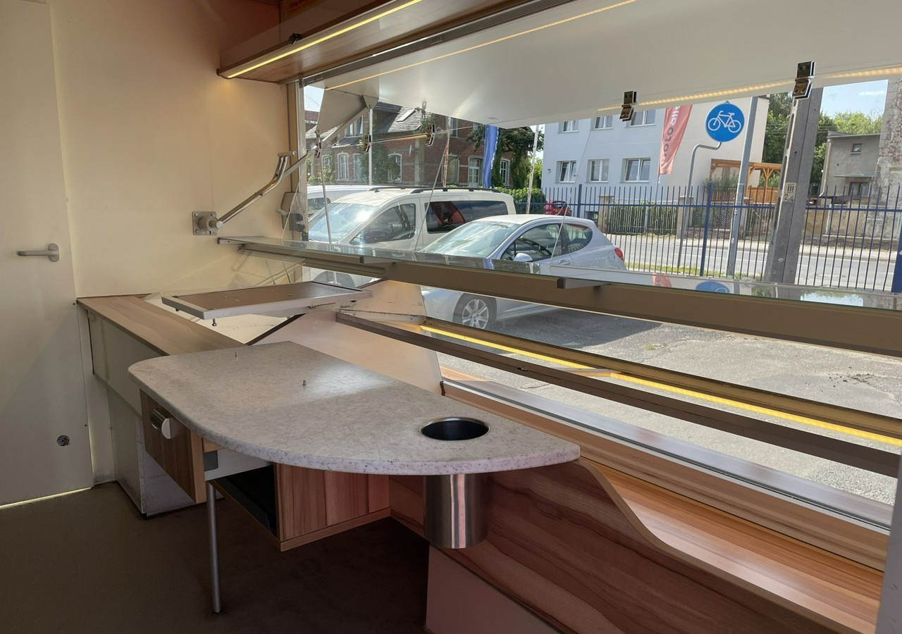 Renault Master Autosklep pieczywa Gastronomiczny Food Truck Foodtruck Sklep Borco20 - شاحنة بيع الطعام: صورة 5 Renault Master Autosklep pieczywa Gastronomiczny Food Truck Foodtruck Sklep Borco20 - شاحنة بيع الطعام: صورة 5