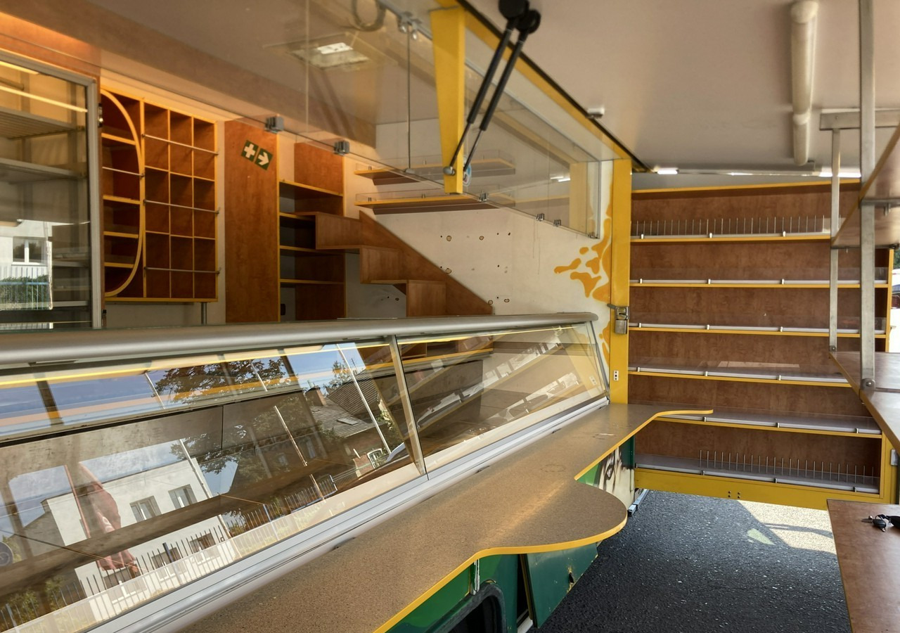 Renault Master Autosklep wędlin sklep bar Gastronomiczny Food Truck Foodtruck Borco - شاحنة بيع الطعام: صورة 4 Renault Master Autosklep wędlin sklep bar Gastronomiczny Food Truck Foodtruck Borco - شاحنة بيع الطعام: صورة 4