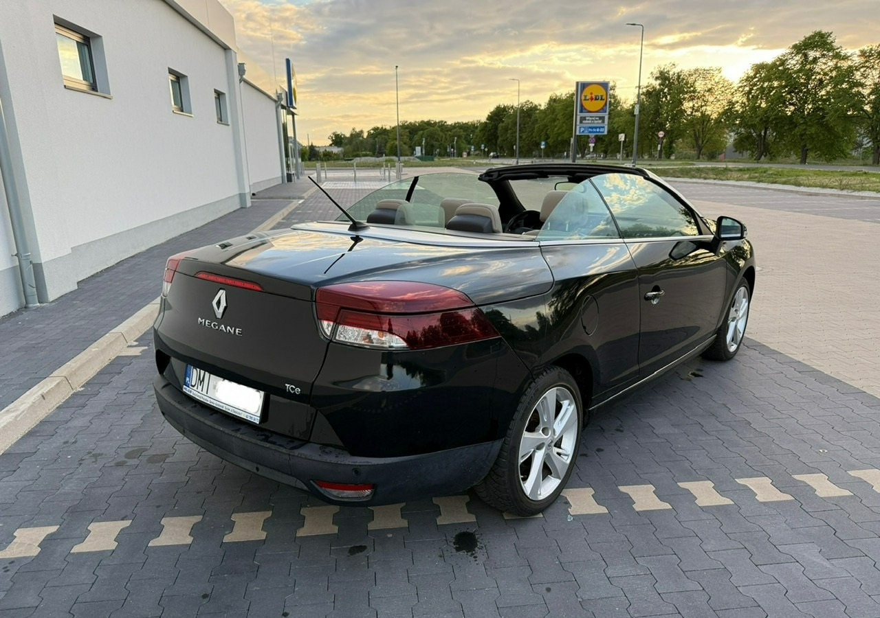 Renault Megane III Cabrio LIFT III 1.2 TCE 131 Skóra Led Navi PDC Bogate wyposażenie 20 - كابريوليه: صورة 2 Renault Megane III Cabrio LIFT III 1.2 TCE 131 Skóra Led Navi PDC Bogate wyposażenie 20 - كابريوليه: صورة 2