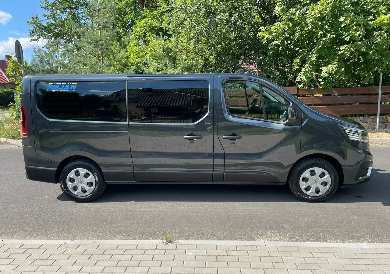 Renault Trafic III 2.0dci 150KM 9-osobowy do przewozu niepełnosprawnych RAMPA 2022 PFRO - سيارة: صورة 2 Renault Trafic III 2.0dci 150KM 9-osobowy do przewozu niepełnosprawnych RAMPA 2022 PFRO - سيارة: صورة 2