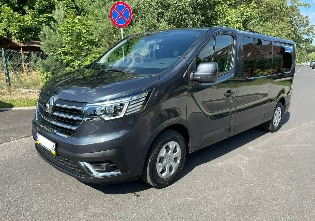 Renault Trafic III 2.0dci 150KM 9-osobowy do przewozu niepełnosprawnych RAMPA 2022 PFRO - سيارة: صورة 5 Renault Trafic III 2.0dci 150KM 9-osobowy do przewozu niepełnosprawnych RAMPA 2022 PFRO - سيارة: صورة 5