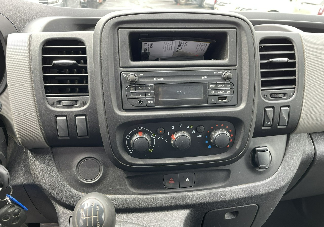 Renault Trafic Renault Trafic 1.6-120KM Klima 2018 - فان: صورة 3 Renault Trafic Renault Trafic 1.6-120KM Klima 2018 - فان: صورة 3