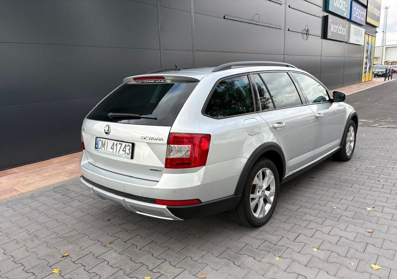 Skoda Octavia III Skoda Octavia 4X4 Scout 2.0 TDI -150KM Model 2017 Bezwypadkowa FV 23 - سيارة: صورة 4 Skoda Octavia III Skoda Octavia 4X4 Scout 2.0 TDI -150KM Model 2017 Bezwypadkowa FV 23 - سيارة: صورة 4